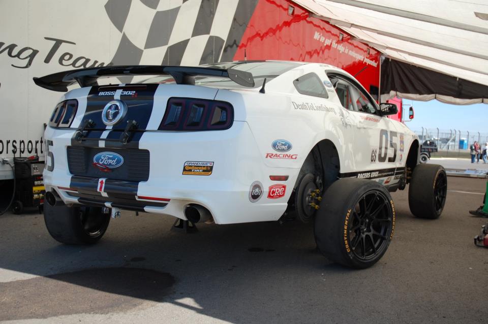 Kicking back with her shoes off before final qualifying.